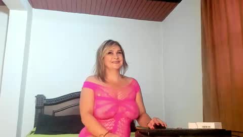 Snapshot of emma_brown777 chatting on February 2025 10:26:02 PM ALBA online show from February 2025 10:26:02 PM