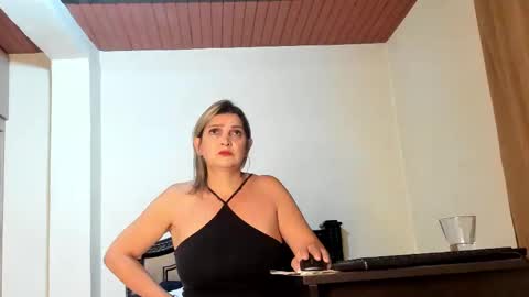 Snapshot of emma_brown777 chatting on September 2025 01:07:01 AM ALBA online show from September 2025 01:07:01 AM