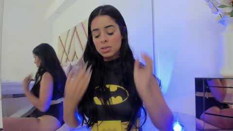 Emma Castillo online show from February 2025 01:22:01 AM