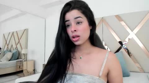 Emma Castillo online show from February 2026 06:26:01 PM