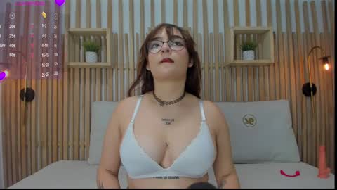 emma cleir online show from September 2025 11:43:01 AM