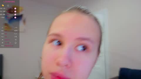 Emma online show from November 2025 02:00:02 AM