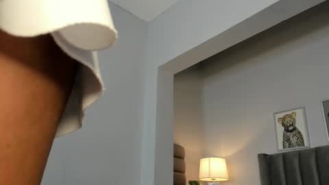 Emma online show from January 2026 07:28:01 PM