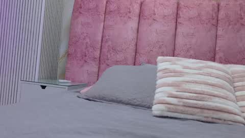 Emma online show from April 2026 03:06:01 AM