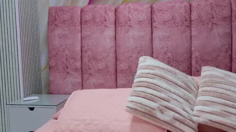 Emma online show from April 2026 03:01:01 AM