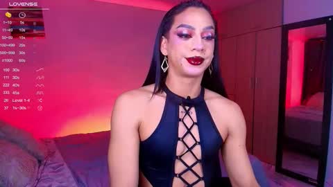 Snapshot of emma_demonn chatting on November 2025 01:48:01 AM Mistress Emma Demon online show from November 2025 01:48:01 AM