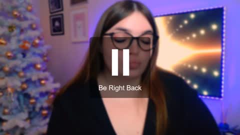 Snapshot of emma_dorn chatting on December 2024 04:19:02 PM Eva online show from December 2024 04:19:02 PM