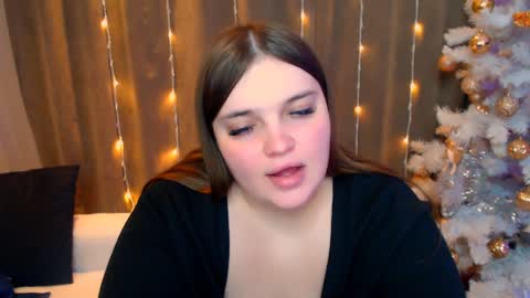 Snapshot of emma_dorn chatting on January 2025 03:27:01 PM Eva online show from January 2025 03:27:01 PM