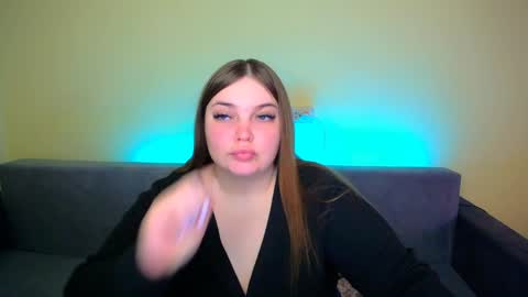 Snapshot of emma_dorn chatting on February 2025 11:21:01 AM Eva online show from February 2025 11:21:01 AM