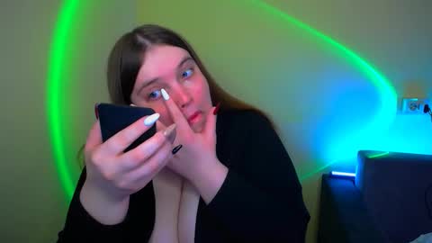 Snapshot of emma_dorn chatting on September 2025 08:57:01 AM Eva online show from September 2025 08:57:01 AM