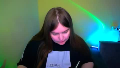 Snapshot of emma_dorn chatting on September 2025 07:14:02 PM Eva online show from September 2025 07:14:02 PM