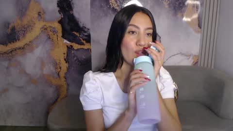 emma online show from December 2024 01:02:02 PM