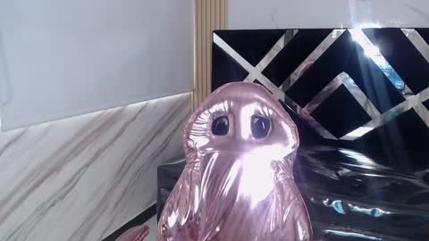 emma online show from December 2024 07:43:01 PM