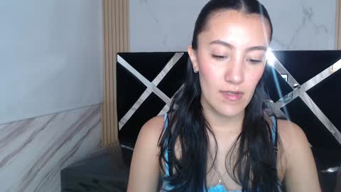 emma online show from December 2024 08:04:01 PM