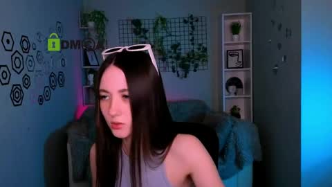 Emma online show from May 2026 12:24:02 PM