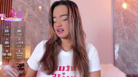 Emma online show from October 2025 03:48:02 AM