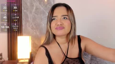 Emma online show from October 2025 04:24:01 AM