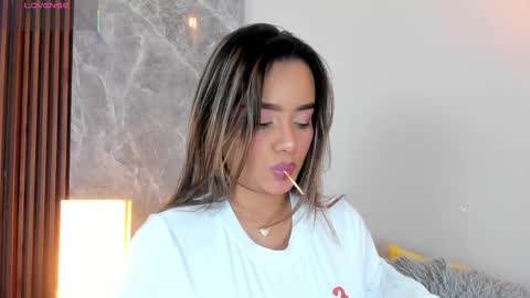 Emma online show from October 2025 03:58:02 AM