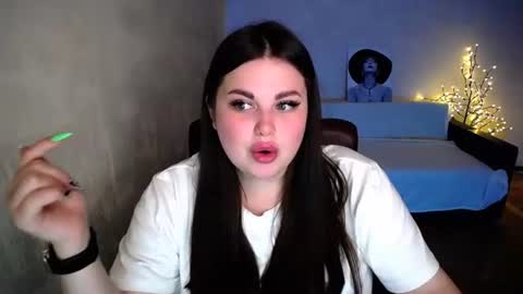 Emma online show from August 2026 07:32:01 AM