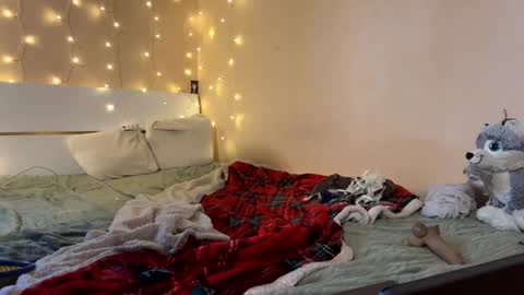 emma_just online show from January 2025 11:26:02 AM