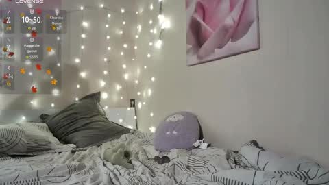 emma_just online show from December 2025 03:06:01 PM