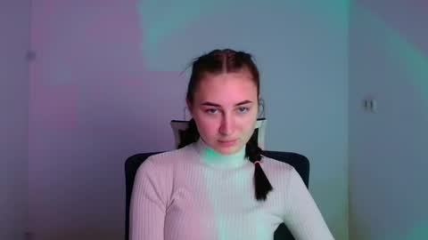 Emma online show from December 2024 03:32:01 PM