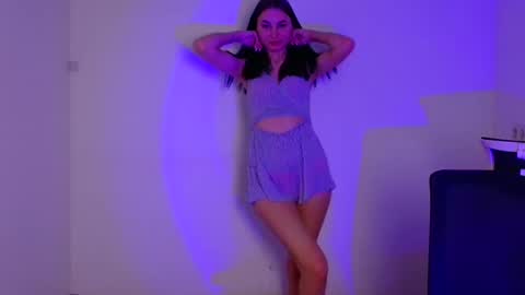 Emma online show from December 2024 06:28:01 AM