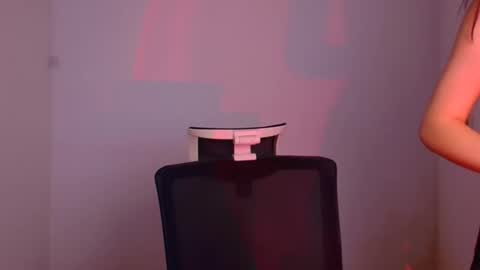 Emma online show from January 2025 09:45:02 AM