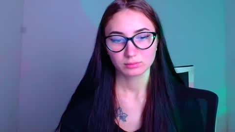 Emma online show from January 2025 05:59:02 AM