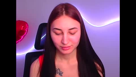 Emma online show from February 2025 06:20:01 PM