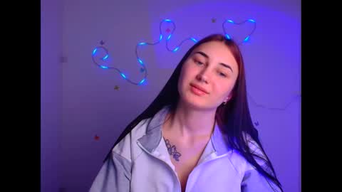 Emma online show from March 2025 06:33:02 PM