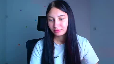 Emma online show from September 2025 05:18:01 AM