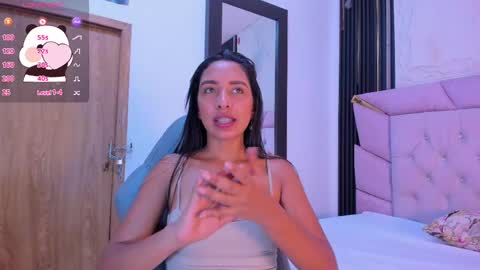 Snapshot of emma_lorense chatting on February 2025 07:47:01 PM Emma online show from February 2025 07:47:01 PM