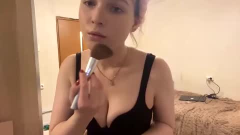 emma_loveyou online show from December 2024 03:15:01 PM