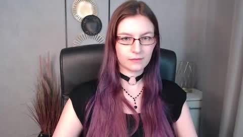 emma online show from December 2024 12:34:01 PM