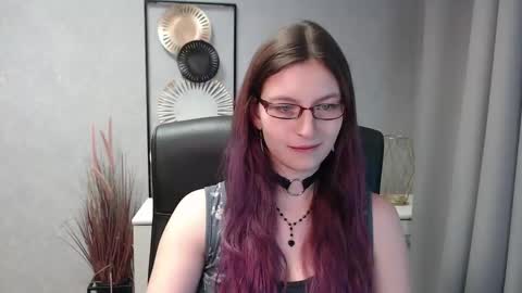 emma online show from December 2024 02:38:02 PM