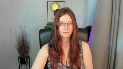 Snapshot of emma_lust94 chatting on July 2026 05:23:02 AM emma online show from July 2026 05:23:02 AM