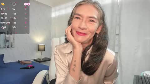 Snapshot of emma_mendoza chatting on February 2025 12:25:02 PM Emma online show from February 2025 12:25:02 PM