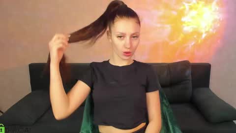 Emma Myer online show from April 2026 02:06:01 AM