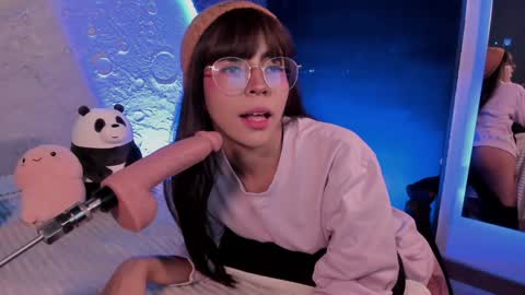     online show from January 2025 11:06:01 AM