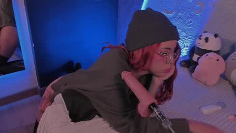     online show from January 2025 01:05:01 PM