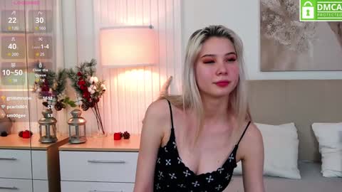 Snapshot of emma_plux chatting on January 2025 01:14:01 PM Emma online show from January 2025 01:14:01 PM