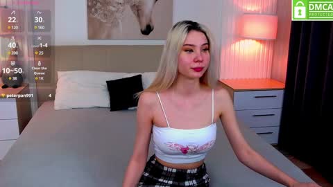 Snapshot of emma_plux chatting on January 2025 04:21:01 AM Emma online show from January 2025 04:21:01 AM