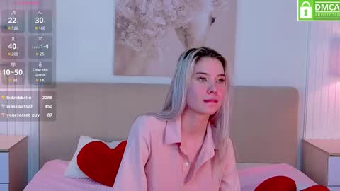 Snapshot of emma_plux chatting on February 2025 01:17:02 PM Emma online show from February 2025 01:17:02 PM