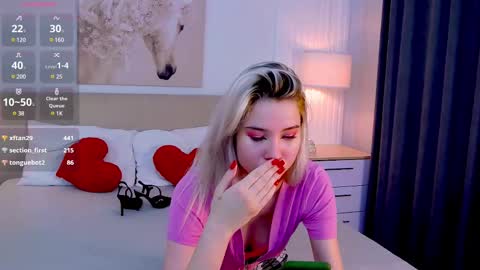 Snapshot of emma_plux chatting on March 2025 07:10:01 AM Emma online show from March 2025 07:10:01 AM