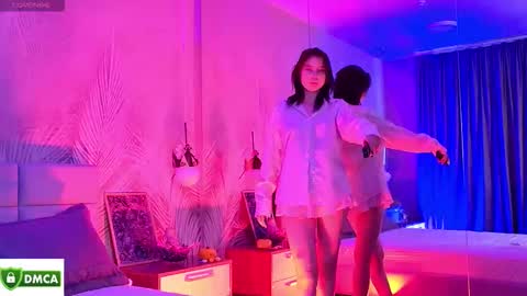 Emma online show from November 2025 08:06:01 AM