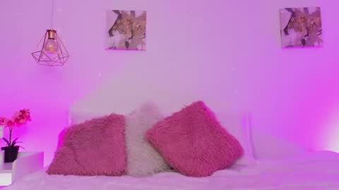 Emma Softt online show from June 2026 04:26:02 AM