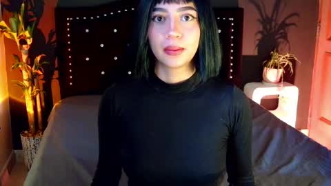 Emma web online show from April 2026 12:25:02 PM