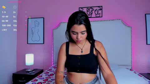 Snapshot of emma_whitee_ chatting on September 2025 01:00:01 PM emma_whitee_ online show from September 2025 01:00:01 PM