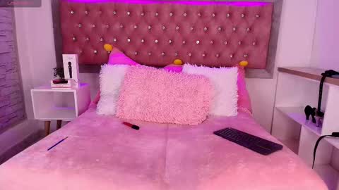 neko  online show from March 2025 11:46:01 PM